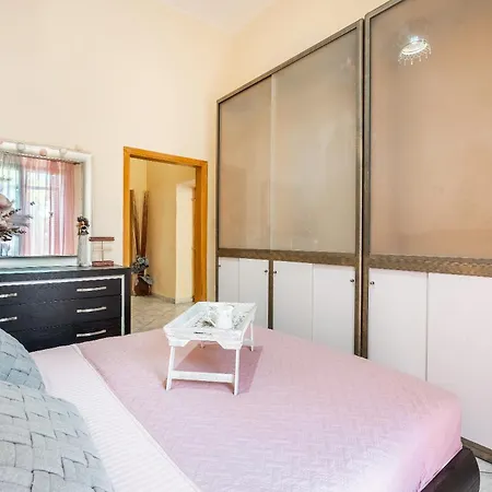 Holiday home Di Lucia